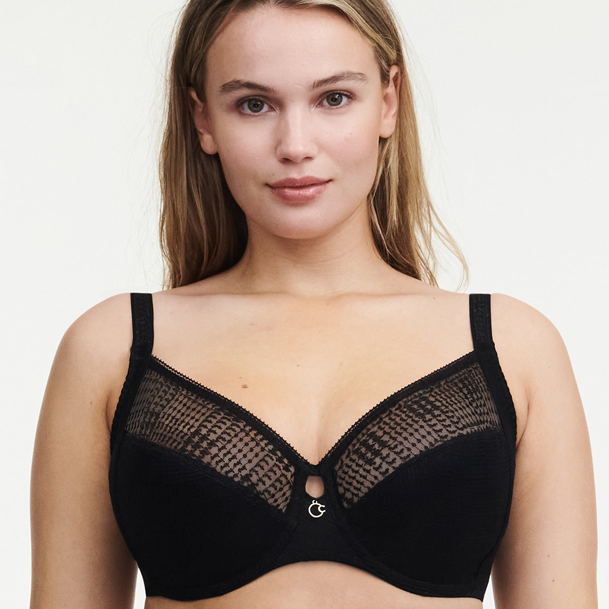 Chantelle Intrigue BH med bøjle, sort - C13WMU - 011 - Black