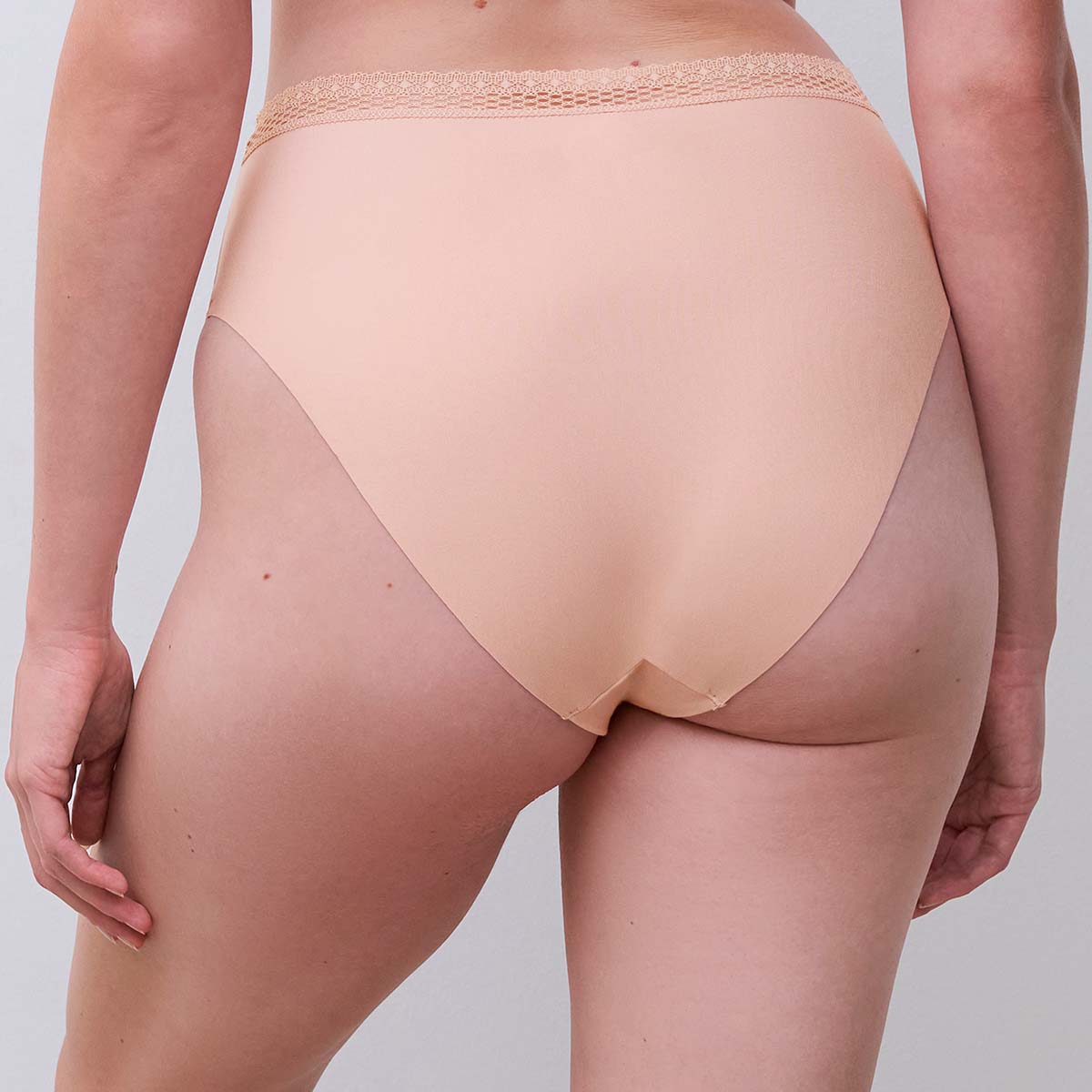 Chantelle Cozy Chic tai trusse, nude - C17OC5 - 00Q - Clay Nude