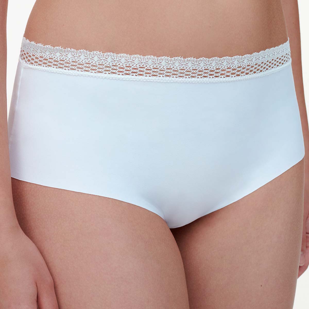 Chantelle Cozy Chic maxi trusse, hvid - C17OC7 - 010 - White