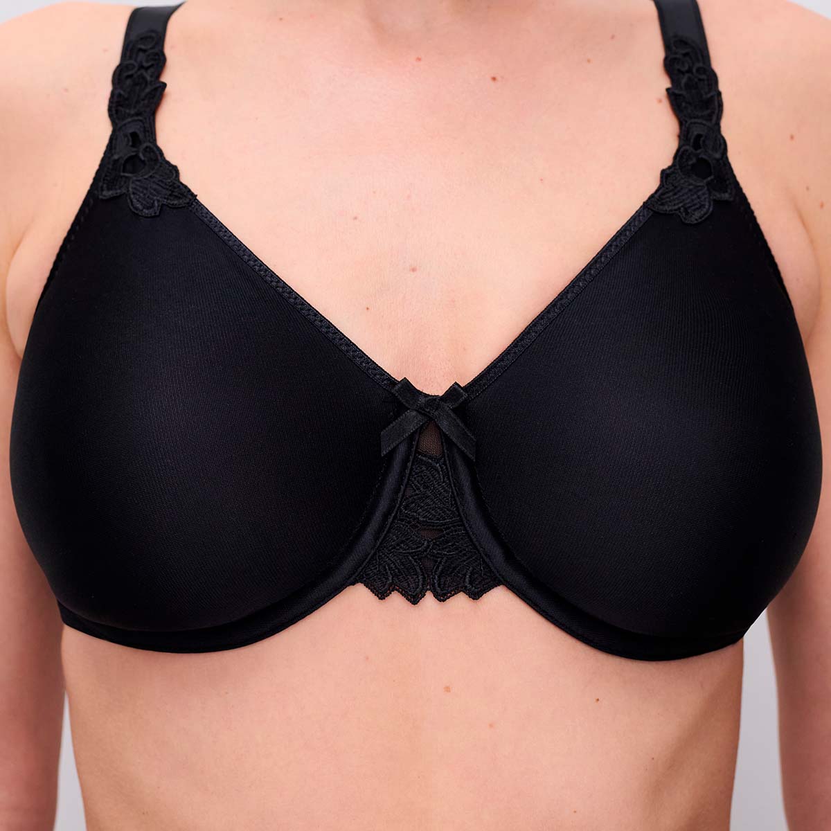 Chantelle Hedona BH med bøjle, sort - C20310 - 011 - Black