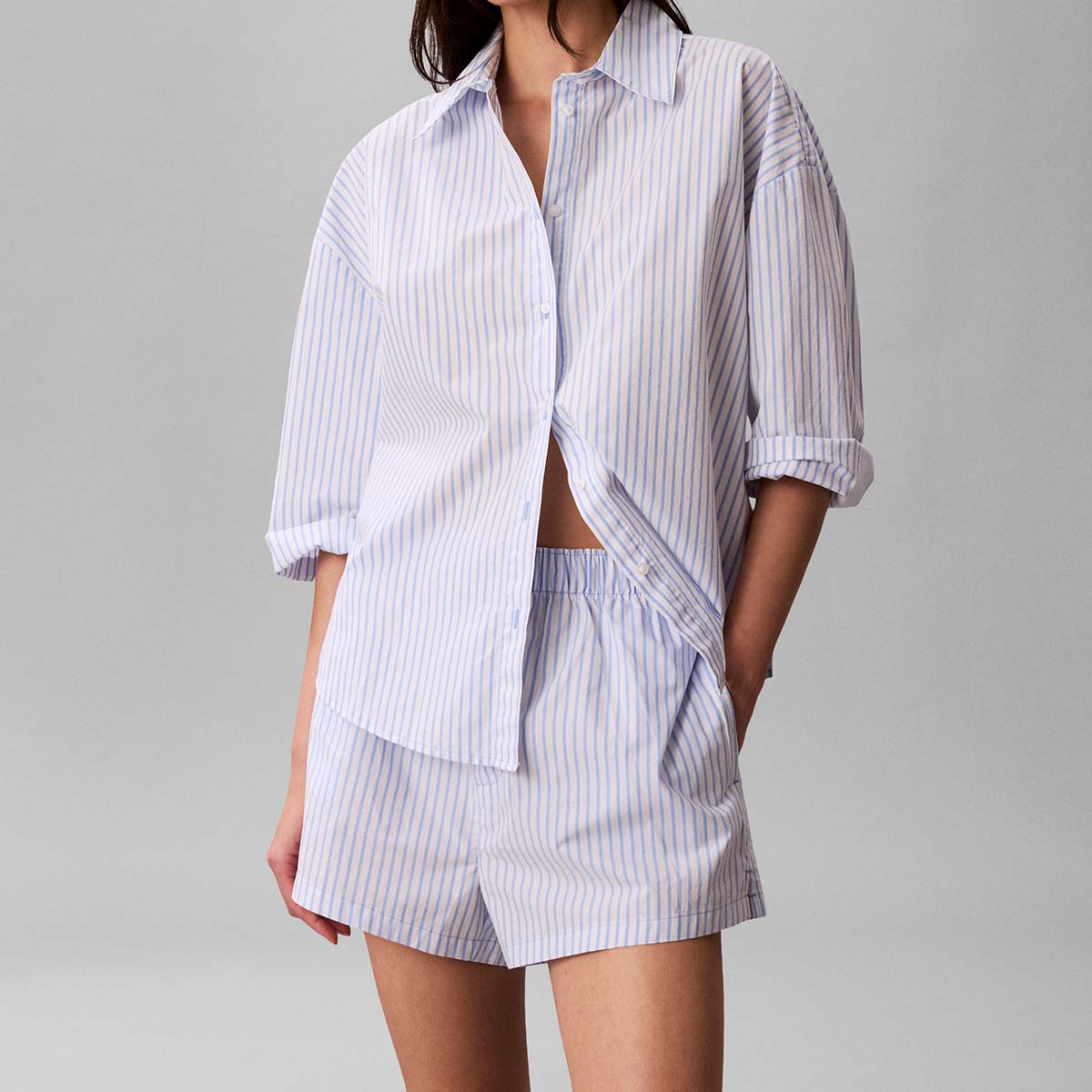 Calvin Klein natshorts, lyseblå - LV00QS7596 - 2NE - Sera Stripe Blue Descent