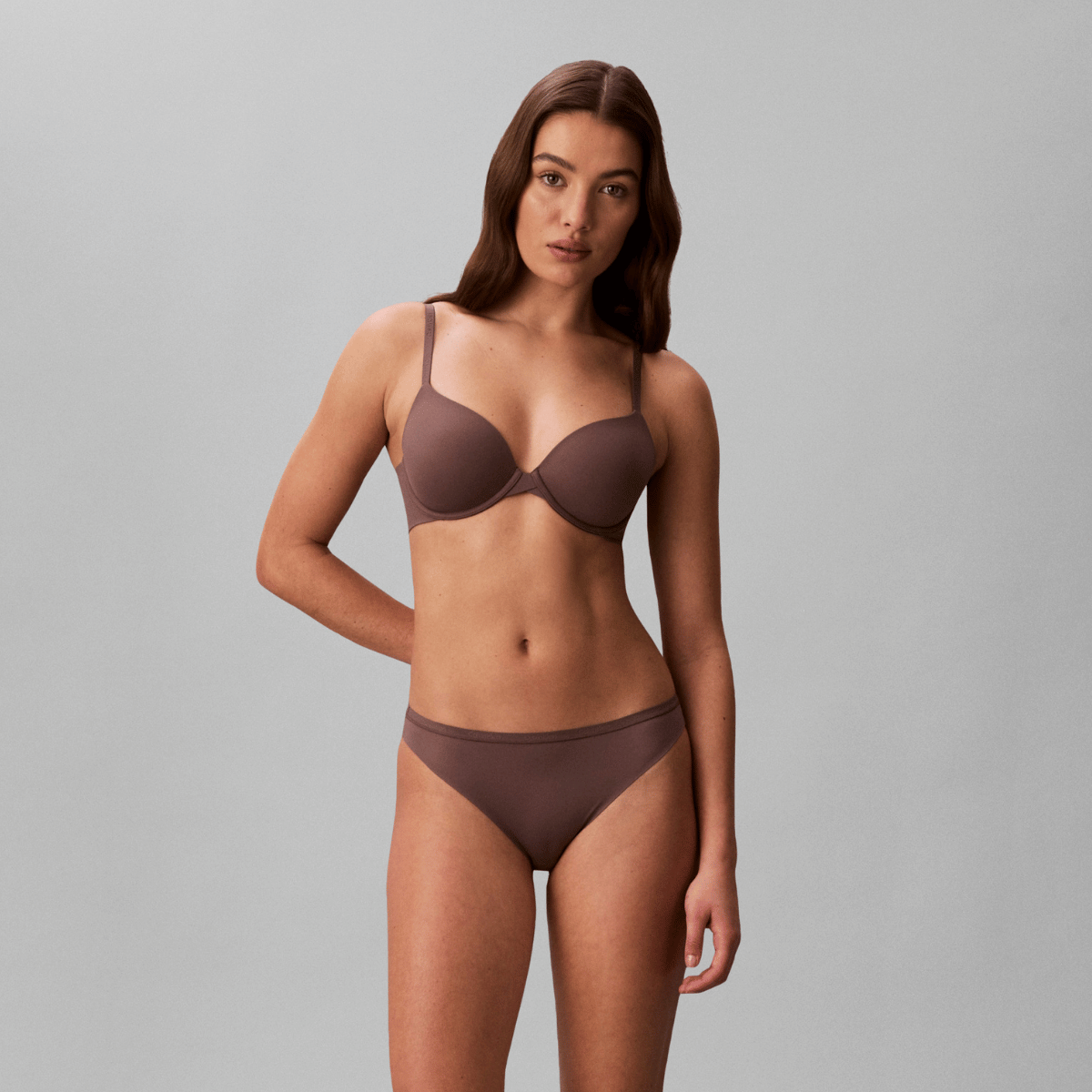 Calvin Klein Perfectly Fit tai trusse, brun - LV00QF8253 - PJS - Botanical Brown