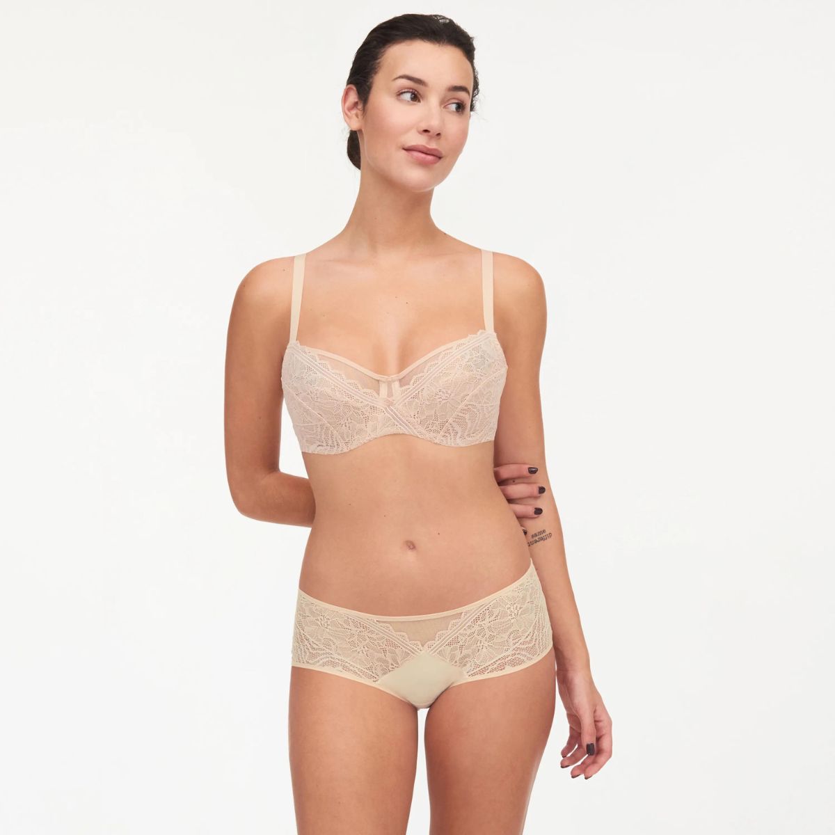 Chantelle EasyFeel Floral Touch hipster trusse, beige - C94240 - 01N - Golden Beige
