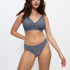 Triumph Amourette Charm T brazilian trusse, blå - 10218296 - 00XX - Cloudy Blue