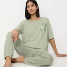 Triumph Endless Comfort pyjamas, grøn - 10222620 - M009 - Green Light Combination