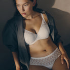 Chantelle EasyFeel Ace BH med bøjle, natural - C911N1 - 0LW - Milk