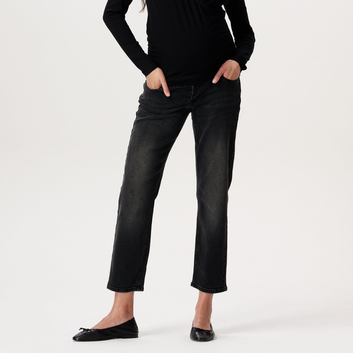Noppies Azua Jeans Mom Fit graviditetsbukser, sort - 40N1011 - P116 - Black Denim