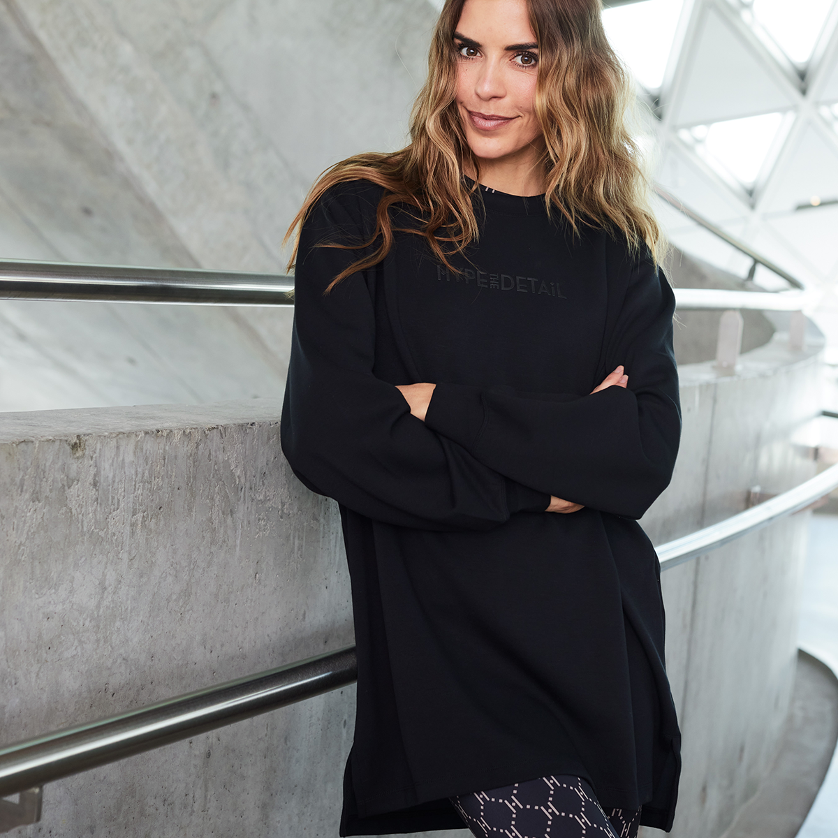 Hype The Detail sweatshirt, sort - 3-550-14 - 9 - Black
