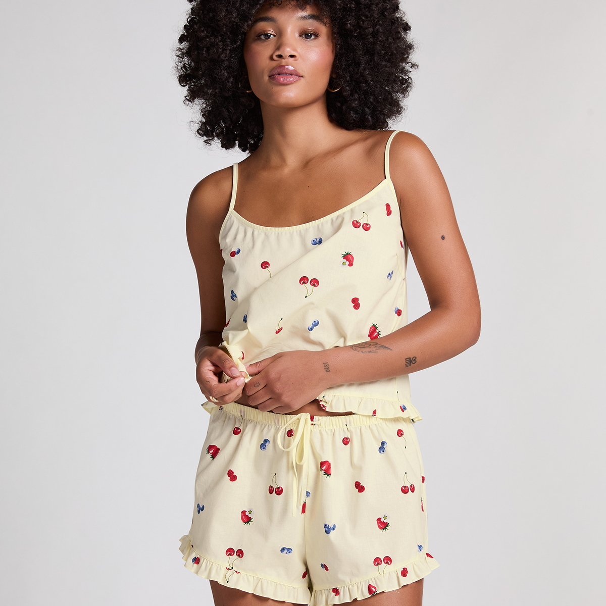 Hunkemöller Short Woven Ruffle natshorts, gul - 302073 - HKM Yellow - HKM Yellow