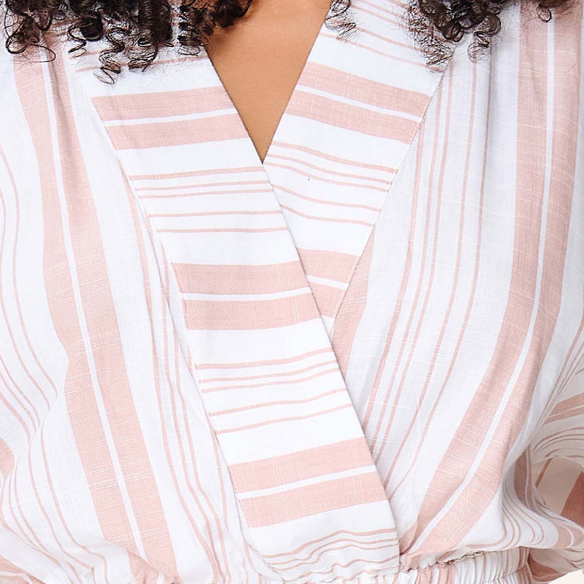 LingaDore Summer Stripes t-shirt- og shorts-sæt, hvid - 8228 - 139 - Beige Stripes