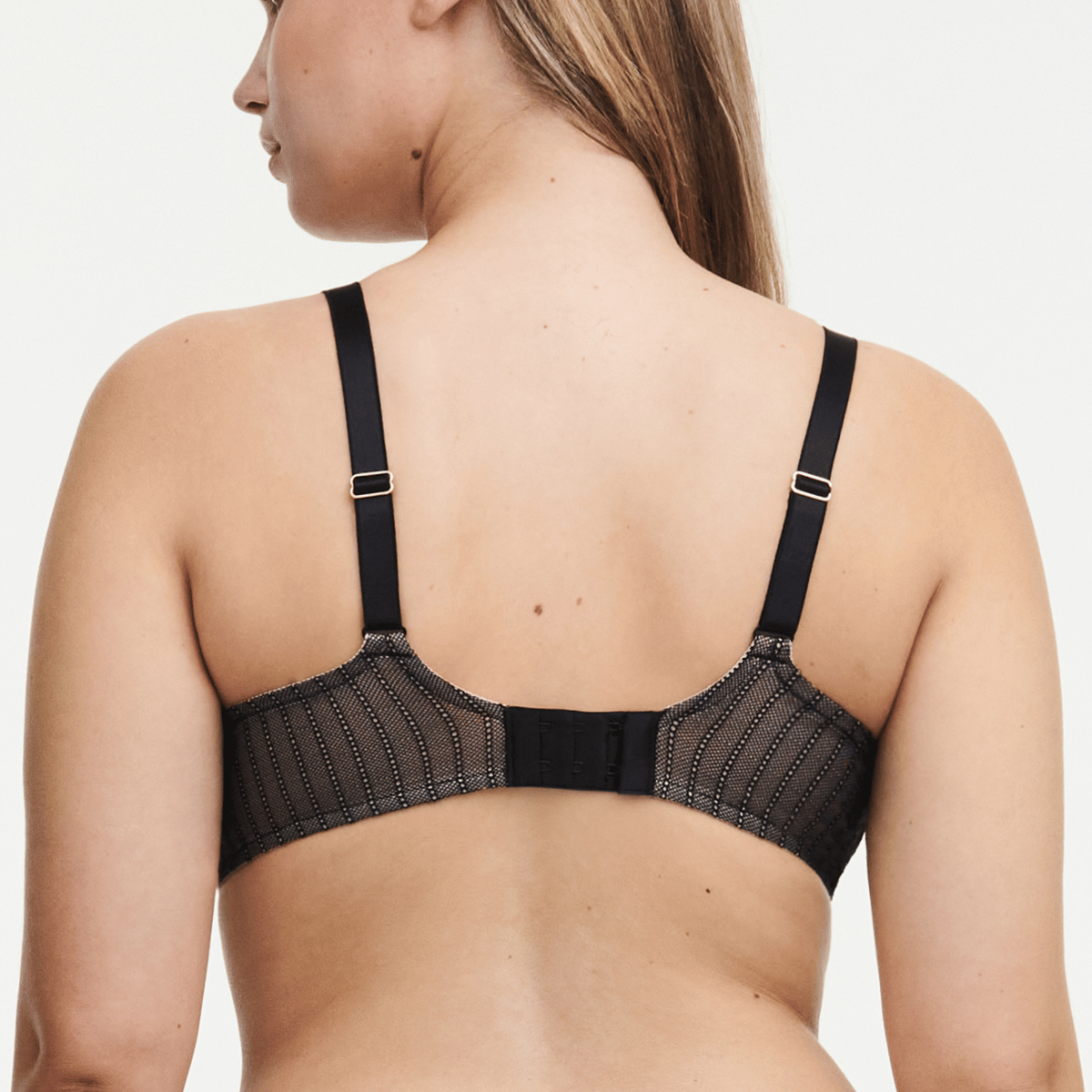 Chantelle Cabaret Sauvage BH med bøjle, sort - C13YM0 - 011 - Black