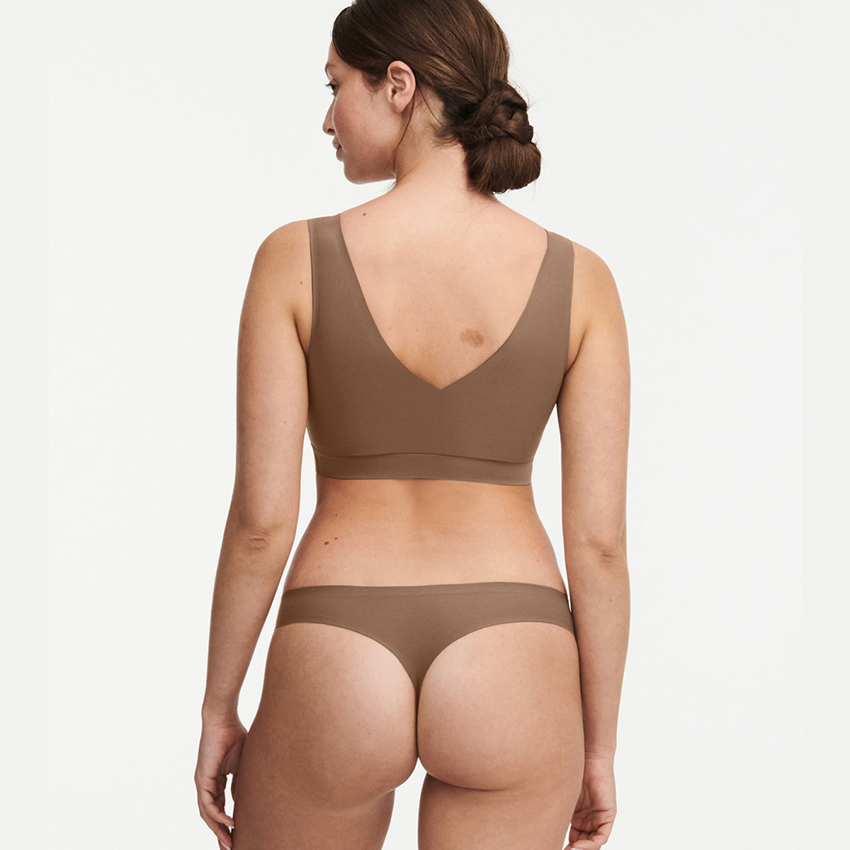 Chantelle SoftStretch g-streng, brun - C26490 - 02E - Cocoa