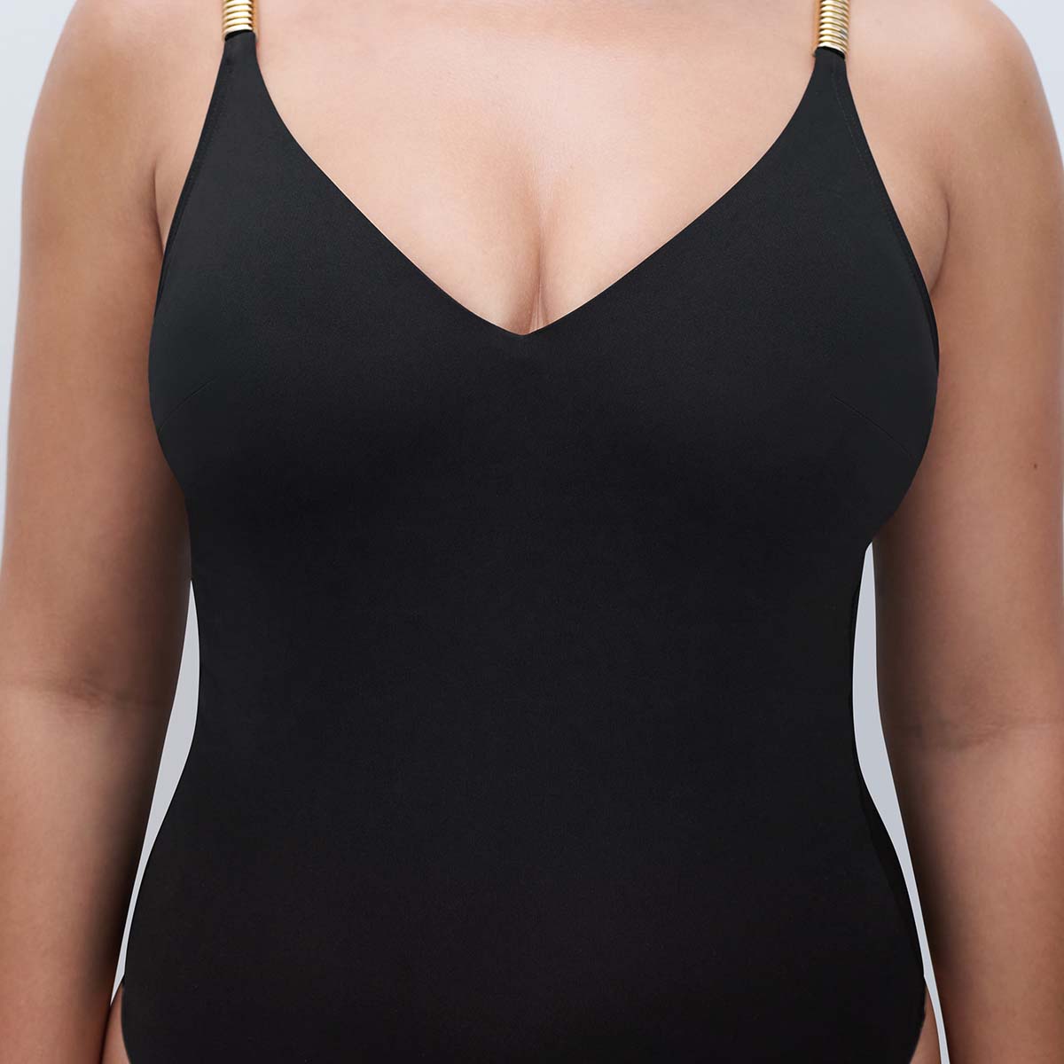 Chantelle Icon badedragt uden bøjle, sort - C16VUF - 011 - Black