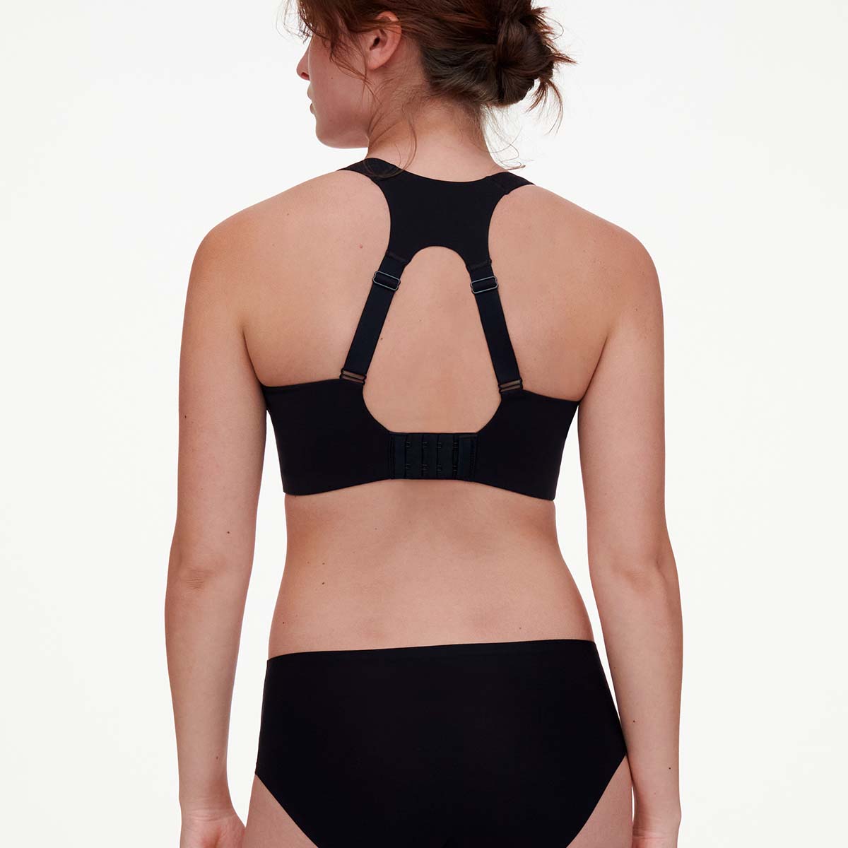 Chantelle High Impact sports BH, sort - C29480 - 011 - Black