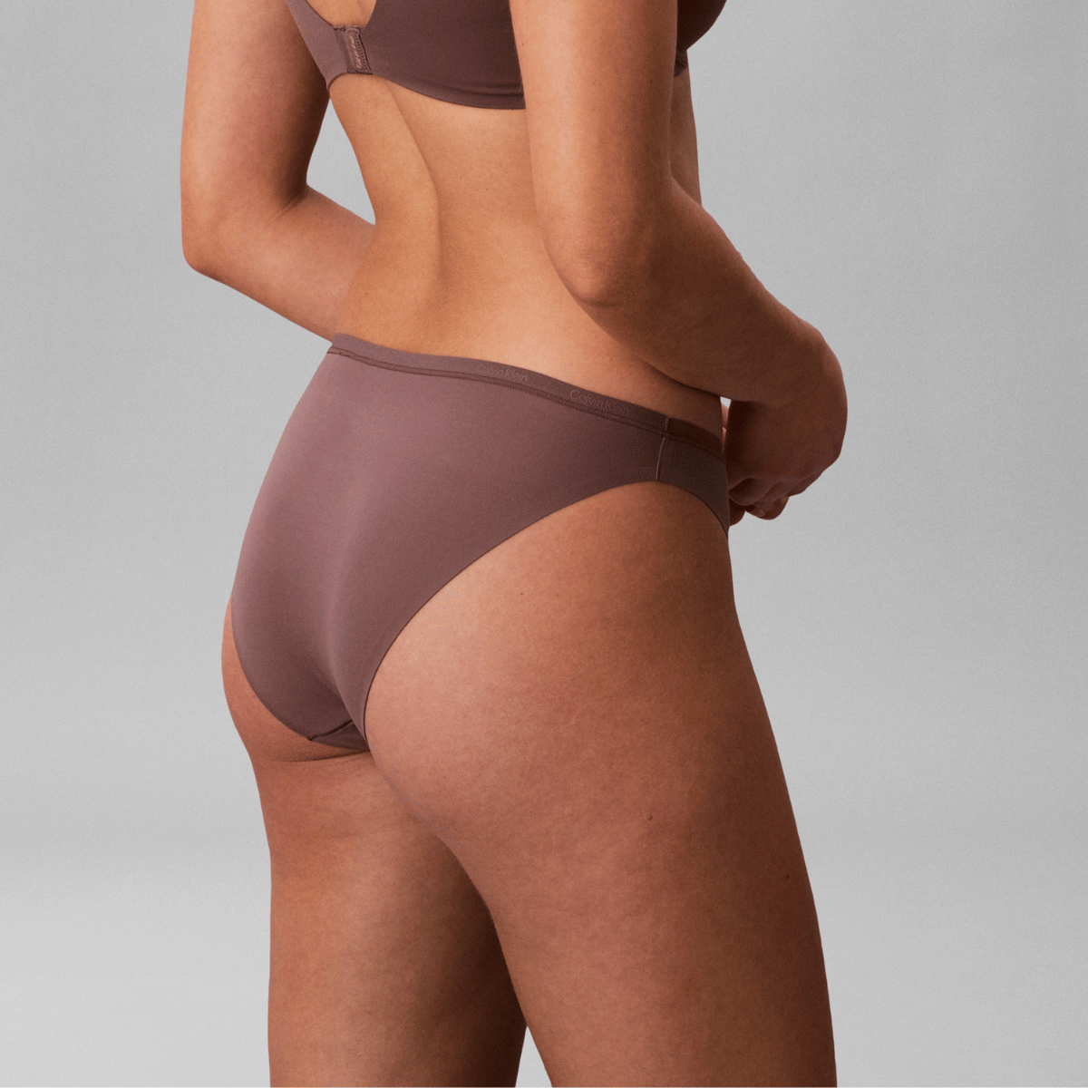 Calvin Klein Perfectly Fit tai trusse, brun - LV00QF8253 - PJS - Botanical Brown