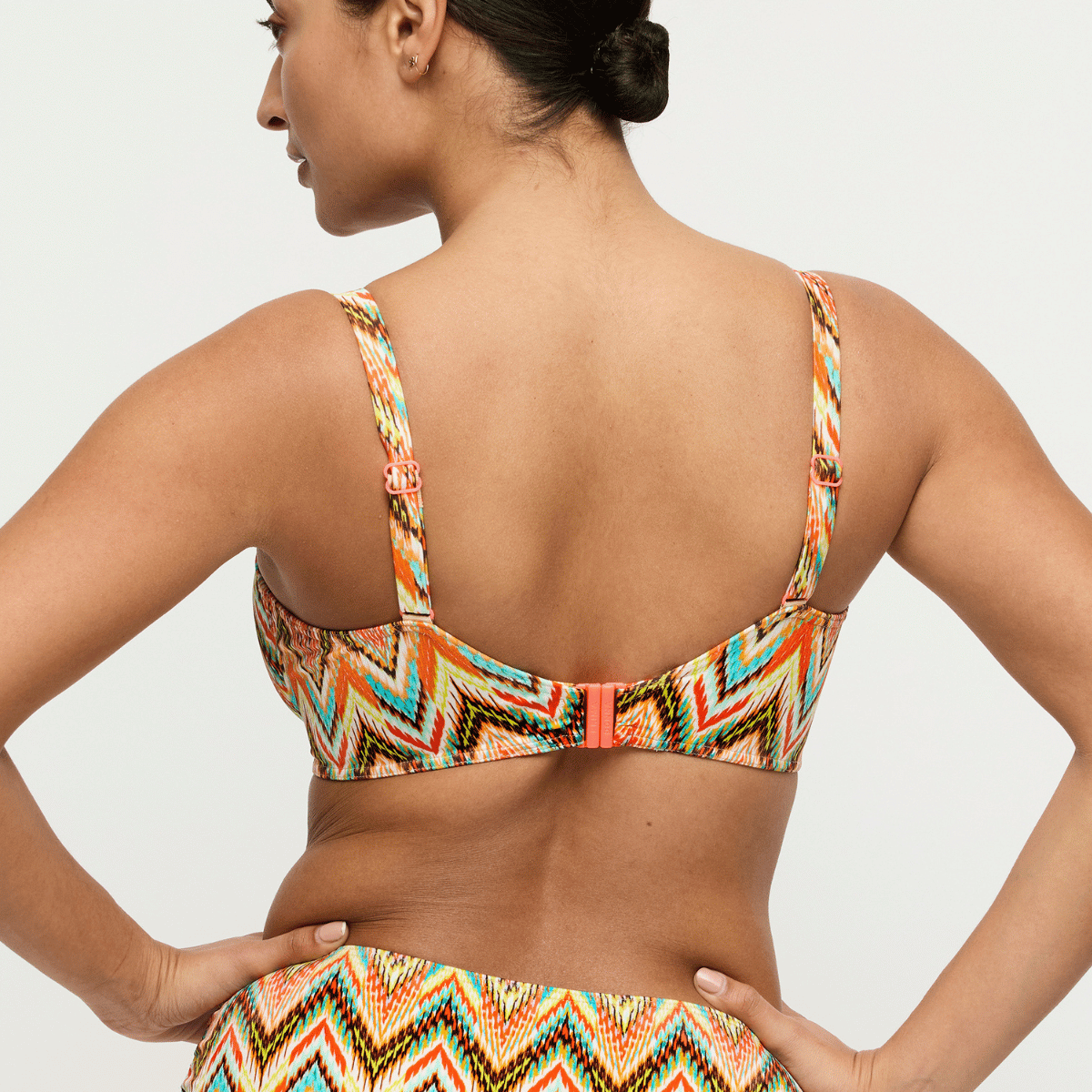 PrimaDonna Tubou bikini top med bøjle, multi - 4013810 - IKS - Ikat Summer